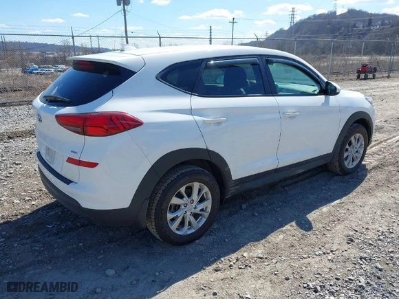 2021 Hyundai Tucson SE with VIN KM8J2CA44MU332082, listed as a IAAI auction lot 41890728 with 31,760 mi miles. Bid and sale history available at carsss.com. Image 4.