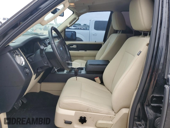 2016 Ford Expedition Max XL z VIN 1FMJK1GT1GEF15876, wystawiony jako Copart lot #52551725 z przebiegiem 117 103 mil mil oraz Szkoda całkowita • Salvage title. Historia ofert i sprzedaży dostępna na DreamBid. Obrazek 7.