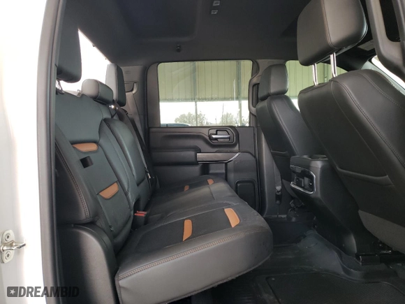 2022 GMC Sierra 2500HD AT4 with VIN 1GT49PEY5NF124185, listed as a Copart auction lot 83973154 with 96,404 mi miles and Salvage Title. Bid and sale history available at carsss.com. Image 10.