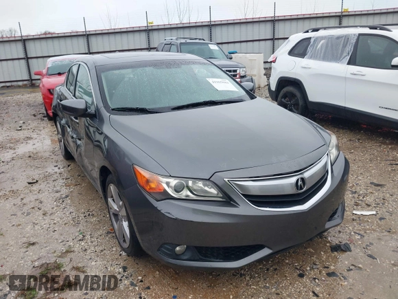 2013 Acura ILX Premium Pkg with VIN 19VDE1F53DE015190, listed as a IAAI auction lot 41905084 with 161,235 mi miles. Bid and sale history available at carsss.com. Image 1.