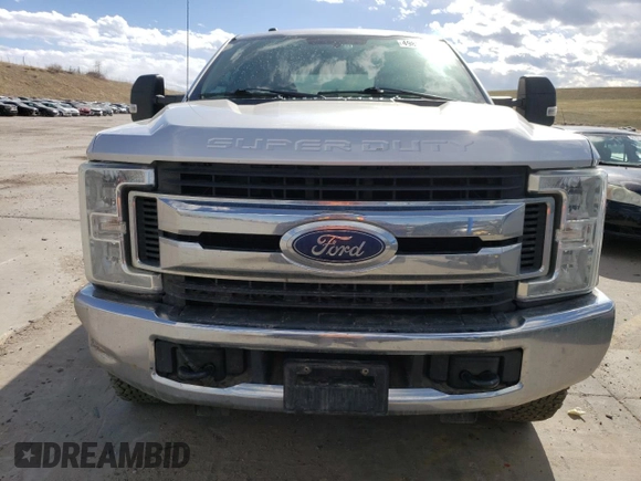 2017 Ford F-350 Platinum with VIN 1FT8W3BT8HEC21001, listed as a Copart auction lot 49862375 with 177,267 mi miles and Salvage Title. Bid and sale history available at DreamBid. Image 5.