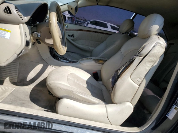 2006 Mercedes-Benz CLK-Class 3.5L with VIN WDBTK56G66T068124, listed as a Copart auction lot 70804604 with 205,892 mi miles and Salvage Title. Bid and sale history available at carsss.com. Image 7.