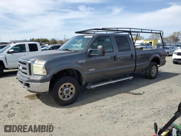 2005 Ford F-250 XL z VIN 1FTSW21P55EC86436, wystawiony jako Copart lot #48553635 z przebiegiem 172 583 mil mil oraz Szkoda całkowita • Salvage title. Historia ofert i sprzedaży dostępna na DreamBid. Obrazek 1.