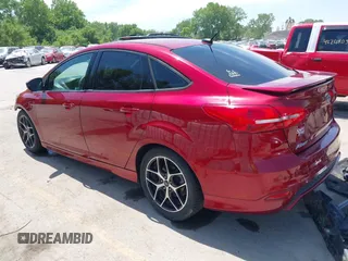 2015 Ford Focus SE with VIN 1FADP3F22FL275602, listed as a IAAI auction lot 42221421 with 112,864 mi miles and . Bid and sale history available at DreamBid. Image 3.
