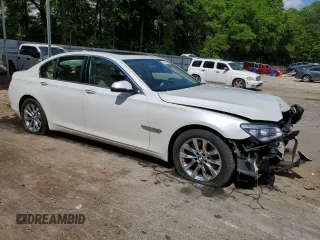 2014 BMW 7 Series 740i z VIN WBAYA6C51ED144132, wystawiony jako Copart lot #55131365 z przebiegiem 116 826 mil mil oraz Szkoda całkowita • Salvage title. Historia ofert i sprzedaży dostępna na DreamBid. Obrazek 4.