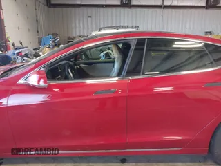 2016 Tesla Model S 90D with VIN 5YJSA1E24GF141543, listed as a IAAI auction lot 42045333 with Not Provided miles and . Bid and sale history available at DreamBid. Image 14.