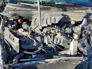 2007 GMC Acadia SLT z VIN 1GKER337X7J104400, wystawiony jako Copart lot #46266275 z przebiegiem 188 362 mil mil oraz Szkoda całkowita • Salvage title. Historia ofert i sprzedaży dostępna na DreamBid. Obrazek 12.