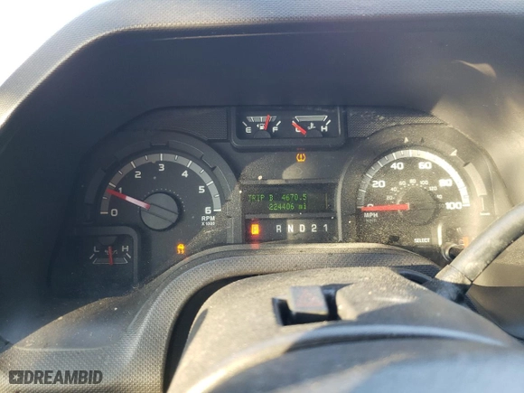 2010 Ford Econoline Wagon XL with VIN 1FBSS3BL6ADA45941, listed as a Copart auction lot 41071574 with 224,406 mi miles and Clean Title. Bid and sale history available at carsss.com. Image 9.