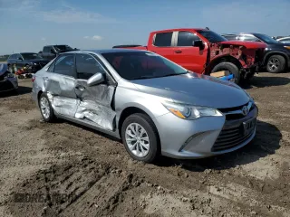 2015 Toyota Camry XLE with VIN 4T4BF1FK6FR471546, listed as a Copart auction lot 56186315 with 139,881 mi miles and Clean Title. Bid and sale history available at DreamBid. Image 4.