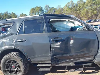 2024 Toyota 4Runner SR5 Premium with VIN JTENU5JR7R6297567, listed as a IAAI auction lot 41420540 with 1 mi miles. Bid and sale history available at carsss.com. Image 12.