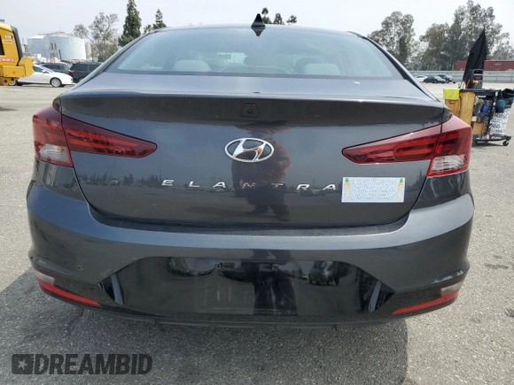 2020 Hyundai Elantra Value Edition z VIN 5NPD84LF2LH591246, wystawiony jako Copart lot #54970895 z przebiegiem 29 244 mil mil oraz Szkoda całkowita • Salvage title. Historia ofert i sprzedaży dostępna na DreamBid. Obrazek 6.
