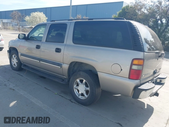 2003 Chevrolet Suburban LS with VIN 1GNEC16TX3J108085, listed as a IAAI auction lot 41892925 with 111,084 mi miles. Bid and sale history available at carsss.com. Image 3.