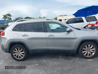 2016 Jeep Cherokee Limited with VIN 1C4PJLDB5GW164781, listed as a IAAI auction lot 42806344 with 137,283 mi miles and . Bid and sale history available at DreamBid. Image 13.