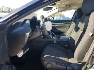 2022 Mazda 3 S with VIN 3MZBPAAL8NM300034, listed as a Copart auction lot 83892344 with 42,226 mi miles and Salvage title. Bid and sale history available at DreamBid. Image 7.