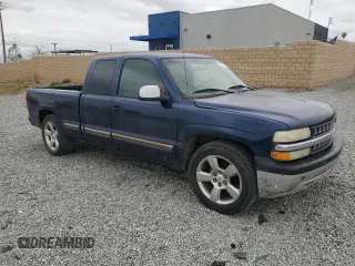 2002 Chevrolet Silverado 1500 LS with VIN 2GCEC19T821367753, listed as a Copart auction lot 53309575 with 321,807 mi miles and Salvage Title. Bid and sale history available at carsss.com. Image 4.