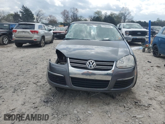 2010 Volkswagen Jetta TDI z VIN 3VWRL7AJ2AM148600, wystawiony jako Copart lot #51694565 z przebiegiem 342 094 mil mil oraz Szkoda całkowita • Salvage title. Historia ofert i sprzedaży dostępna na DreamBid. Obrazek 5.