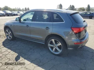 2014 Audi Q5 Premium Plus with VIN WA1DGAFP7EA044290, listed as a Copart auction lot 60240365 with 128,933 mi miles and Salvage title. Bid and sale history available at DreamBid. Image 2.