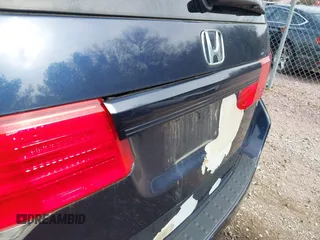 2008 Honda Odyssey EX with VIN 5FNRL384X8B041143, listed as a IAAI auction lot 42085191 with 218,724 mi miles. Bid and sale history available at carsss.com. Image 16.