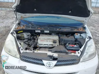 2005 Toyota Sienna XLE with VIN 5TDZA22C25S309013, listed as a IAAI auction lot 42172297 with Not Provided miles and . Bid and sale history available at carsss.com. Image 10.
