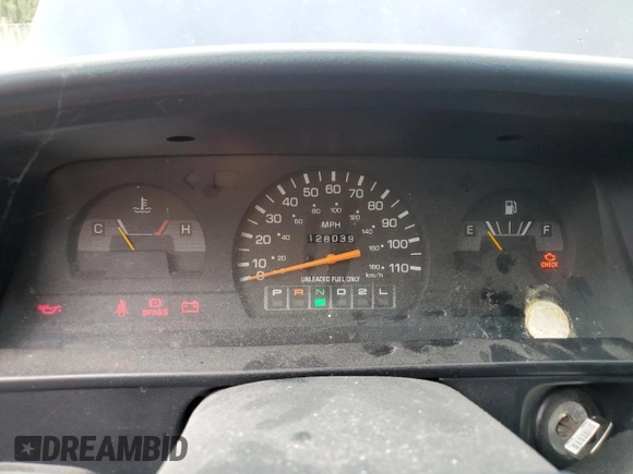 1994 Toyota Pickup DX with VIN JT4RN93P9R5106937, listed as a Copart auction lot 63055765 with 128,039 mi miles and Clean title. Bid and sale history available at DreamBid. Image 9.