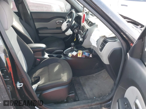 2018 Kia Soul with VIN KNDJN2A25J7564379, listed as a IAAI auction lot 41604598 with 135,209 mi miles. Bid and sale history available at carsss.com. Image 5.