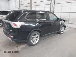 2015 Mitsubishi Outlander SE z VIN JA4AD3A35FZ008919, wystawiony jako IAAI lot #41909125 z przebiegiem 106 715 mil mil oraz . Historia ofert i sprzedaży dostępna na DreamBid. Obrazek 4.