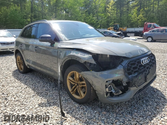 2023 Audi SQ5 Premium Plus z VIN WA1B4AFY4P2083151, wystawiony jako Copart lot #58185645 z przebiegiem 57 751 mil mil oraz Szkoda całkowita • Salvage title. Historia ofert i sprzedaży dostępna na DreamBid. Obrazek 4.