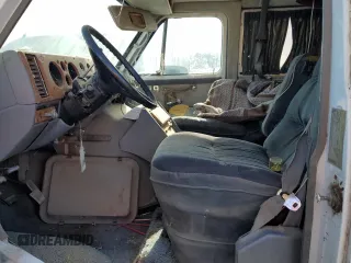 1989 Chevrolet Chevy Van z VIN 1GBEG25KXK7127909, wystawiony jako Copart lot #59997315 z przebiegiem 550 289 mil mil oraz Czysty tytuł • Clean title. Historia ofert i sprzedaży dostępna na DreamBid. Obrazek 7.