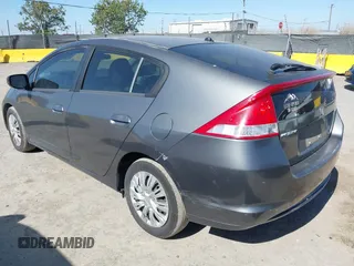 2010 Honda Insight LX с VIN JHMZE2H5XAS033628, выставлен на аукционе IAAI как лот 42326613 с пробегом 239 068 миль миль и . История ставок и продаж доступна на DreamBid. Изображение 3.