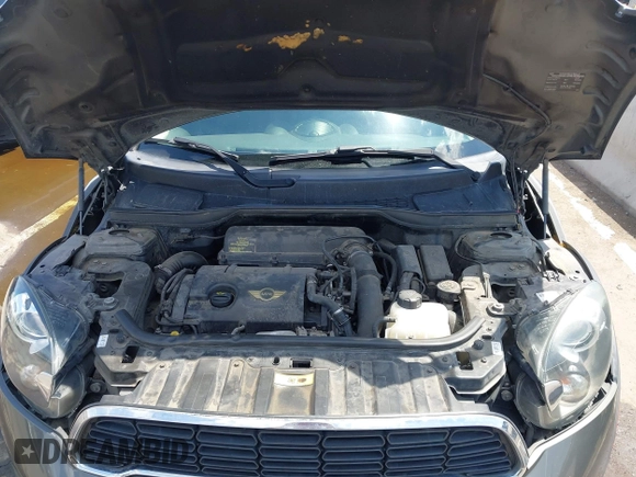 2014 MINI Countryman S with VIN WMWZC3C59EWP29137, listed as a IAAI auction lot 42661922 with 128,064 mi miles and . Bid and sale history available at DreamBid. Image 10.