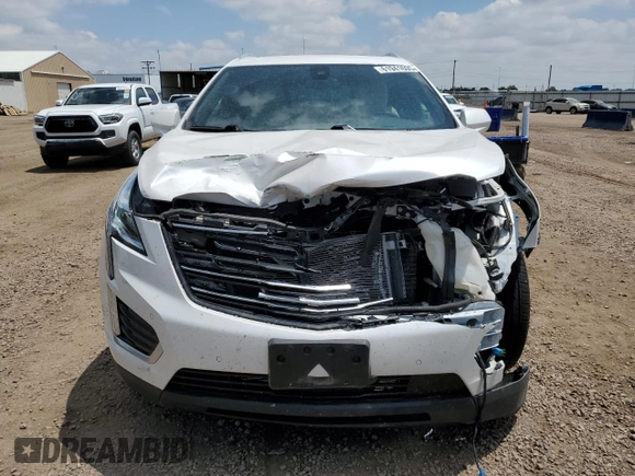 2018 Cadillac XT5 Premium Luxury AWD with VIN 1GYKNFRS4JZ128606, listed as a Copart auction lot 61941695 with 33,511 mi miles and Salvage title. Bid and sale history available at DreamBid. Image 5.