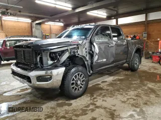 2022 Ram 2500 Longhorn z VIN 3C6UR5GL8NG193514, wystawiony jako Copart lot #47435105 z przebiegiem 67 447 mil mil oraz Szkoda całkowita • Salvage title. Historia ofert i sprzedaży dostępna na DreamBid. Obrazek 1.