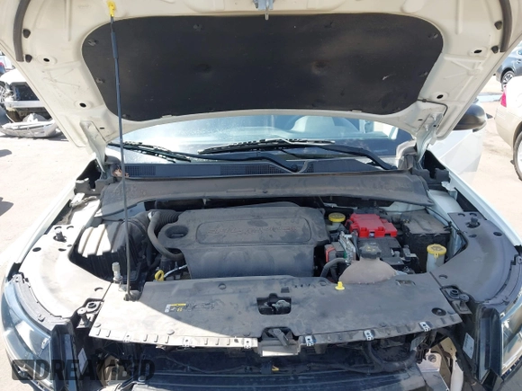 2020 Jeep Compass Sport with VIN 3C4NJCAB5LT253133, listed as a IAAI auction lot 42181816 with 76,255 mi miles and . Bid and sale history available at DreamBid. Image 10.