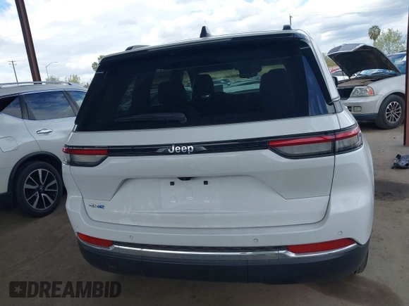 2023 Jeep Grand Cherokee with VIN 1C4RJYB60PC650900, listed as a IAAI auction lot 41773825 with 19,243 mi miles and . Bid and sale history available at DreamBid. Image 17.
