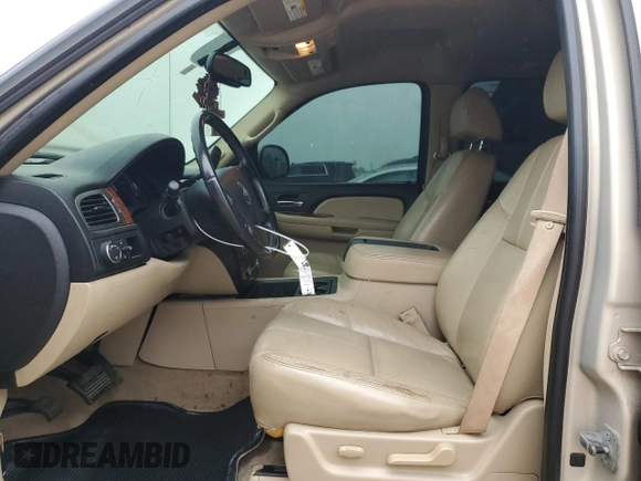 2007 Chevrolet Avalanche 1LT z VIN 3GNEC12067G283159, wystawiony jako Copart lot #43786455 z przebiegiem 178 713 mil mil oraz Czysty tytuł • Clean title. Historia ofert i sprzedaży dostępna na DreamBid. Obrazek 7.