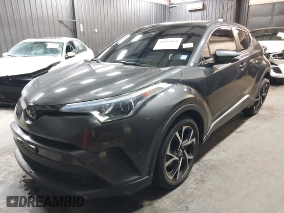 2019 Toyota C-HR XLE z VIN NMTKHMBX3KR083103, wystawiony jako IAAI lot #41935669 z przebiegiem 39 841 mil mil oraz . Historia ofert i sprzedaży dostępna na DreamBid. Obrazek 18.