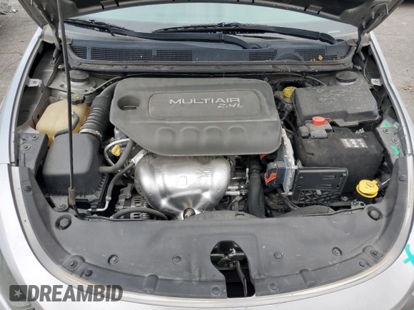 2015 Dodge Dart SXT z VIN 1C3CDFBB1FD330626, wystawiony jako Copart lot #62864645 z przebiegiem 95 568 mil mil oraz Szkoda całkowita • Salvage title. Historia ofert i sprzedaży dostępna na DreamBid. Obrazek 11.