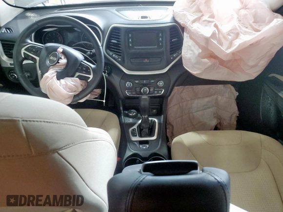 2016 Jeep Cherokee Latitude with VIN 1C4PJMCBXGW168154, listed as a Copart auction lot 61371545 with Not provided miles and Salvage title. Bid and sale history available at DreamBid. Image 8.