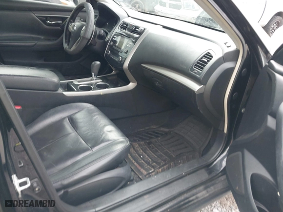 2013 Nissan Altima 3.5 SL with VIN 1N4BL3AP6DN437450, listed as a IAAI auction lot 41756480 with 251,502 mi miles. Bid and sale history available at carsss.com. Image 5.