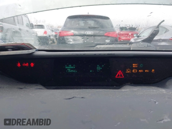 2004 Toyota Prius with VIN JTDKB20U040025391, listed as a IAAI auction lot 41913922 with 115,860 mi miles. Bid and sale history available at carsss.com. Image 7.