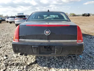 2011 Cadillac DTS Luxury Collection z VIN 1G6KD5E64BU100043, wystawiony jako Copart lot #56124355 z przebiegiem 130 161 mil mil oraz Szkoda całkowita • Salvage title. Historia ofert i sprzedaży dostępna na DreamBid. Obrazek 6.