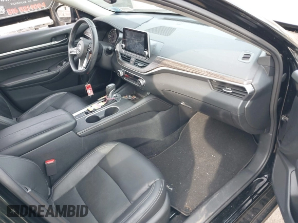 2019 Nissan Altima 2.5 Platinum with VIN 1N4BL4FW1KC127673, listed as a IAAI auction lot 41773674 with 30,713 mi miles. Bid and sale history available at carsss.com. Image 5.