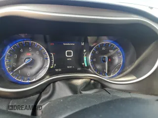 2020 Chrysler Pacifica Touring L with VIN 2C4RC1BG2LR103350, listed as a Copart auction lot 59935025 with 98,149 mi miles and Salvage title. Bid and sale history available at DreamBid. Image 8.