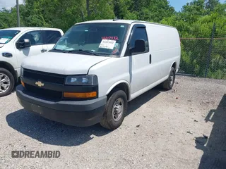 2019 Chevrolet Express Cargo with VIN 1GCWGAFG8K1365250, listed as a IAAI auction lot 42107432 with 192,055 mi miles. Bid and sale history available at carsss.com. Image 2.