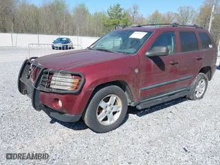 2007 Jeep Grand Cherokee Laredo with VIN 1J8HR48P07C694448, listed as a IAAI auction lot 41956077 with 232,366 mi miles. Bid and sale history available at carsss.com. Image 2.