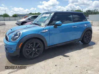2013 MINI Hardtop S с VIN WMWSV3C52DT394198, выставлен на аукционе Copart как лот 61643725 с пробегом 41 328 миль миль и Списание • Salvage title. История ставок и продаж доступна на DreamBid. Изображение 1.