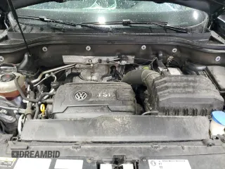 2018 Volkswagen Atlas SE with VIN 1V2CP2CA9JC599827, listed as a Copart auction lot 55695875 with 64,268 mi miles and Salvage title. Bid and sale history available at DreamBid. Image 12.