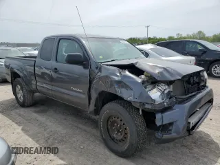 2013 Toyota Tacoma z VIN 5TFUU4EN5DX058037, wystawiony jako Copart lot #58387535 z przebiegiem 110 564 mil mil oraz Szkoda całkowita • Salvage title. Historia ofert i sprzedaży dostępna na DreamBid. Obrazek 4.