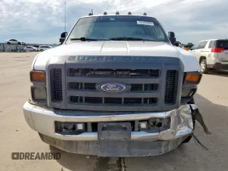 2008 Ford F-250 XL z VIN 1FTNX20508ED32012, wystawiony jako Copart lot #60426005 z przebiegiem 379 231 mil mil oraz Szkoda całkowita • Salvage title. Historia ofert i sprzedaży dostępna na DreamBid. Obrazek 5.