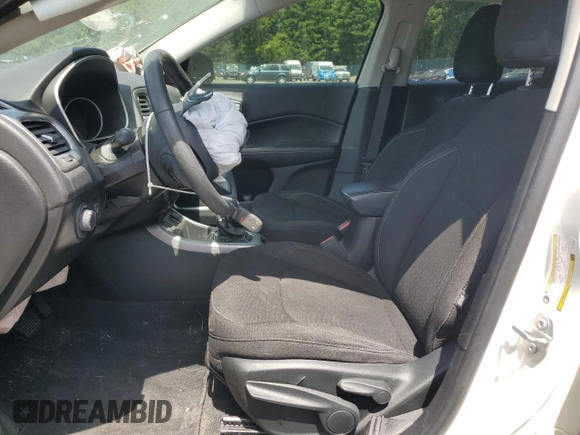 2020 Jeep Compass Sport with VIN 3C4NJCAB0LT170225, listed as a Copart auction lot 60367345 with 84,370 mi miles and Salvage title. Bid and sale history available at DreamBid. Image 7.